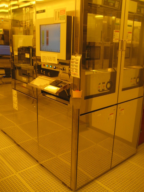 Used Suss Microtec ACS 800 Coater Developer