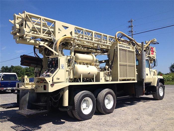 Used 1995 Ingersoll-Rand T3W Drill Rig