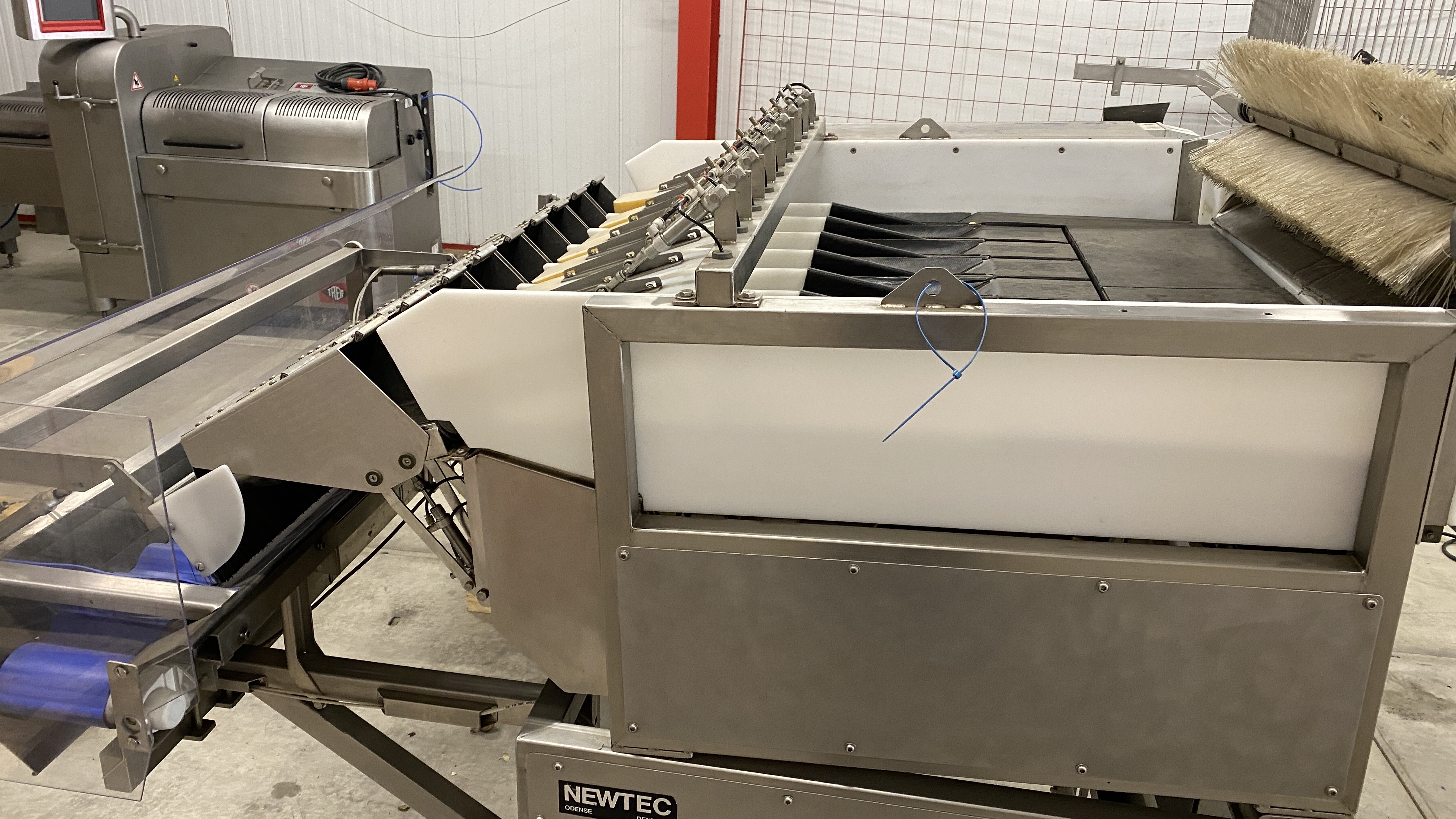 Used 2015 Newtec 9 channel weigher