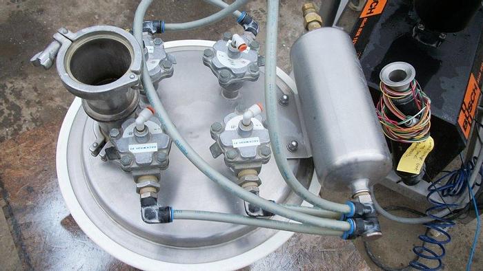 Used Dust Collector, Cartridge, 15" Dia., S/st, 4 Cartridge #S741440