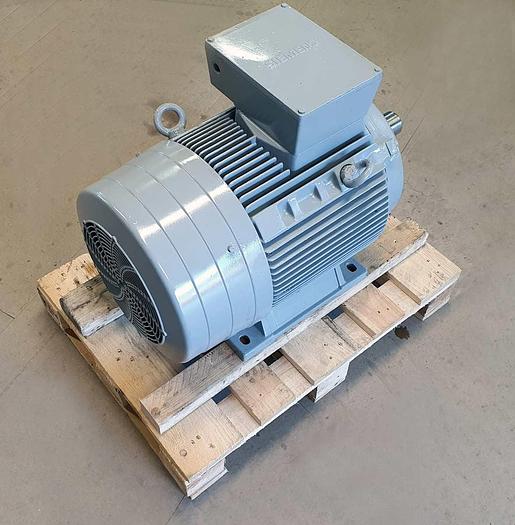 Used Siemens 3-phase motor 30kW