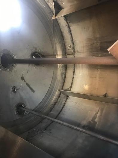 Used Used Kopetz Manufacturing approximately 4,000 gallon 316L stainless steel mix tank