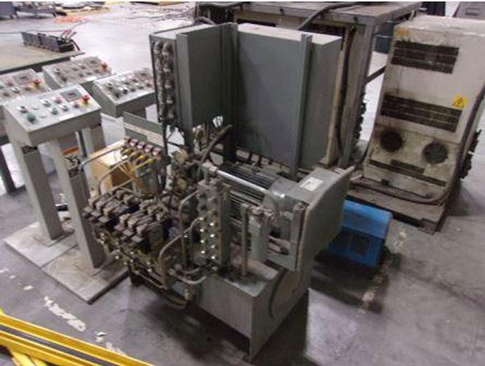 Used YASKAWA  YASKAWA  EA1900N MULTI-ARM WELDING CELL, HUGE, BARELY USED (100 hours)