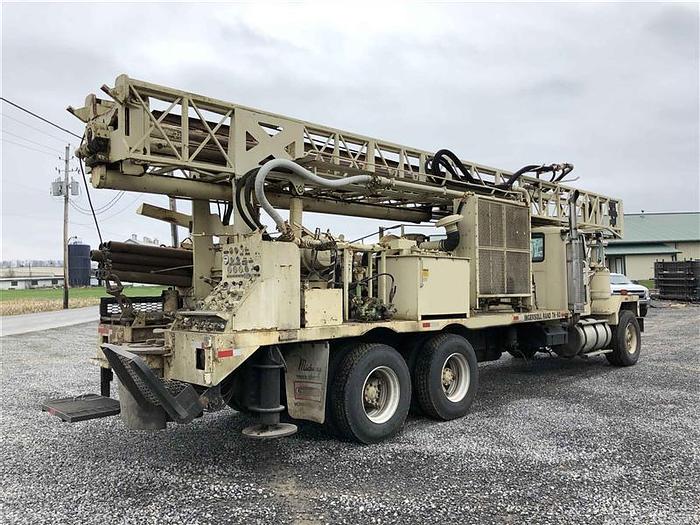 Used 1986 Ingersoll-Rand TH60 Drill Rig