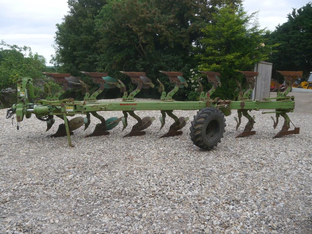 Used Dowdeswell 140MA 6+1 Furrow Plough