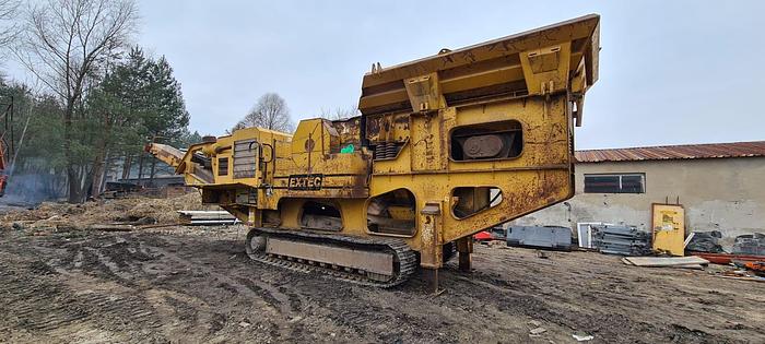 Used 2008 Extec  C12+ tracked jaw crusher
