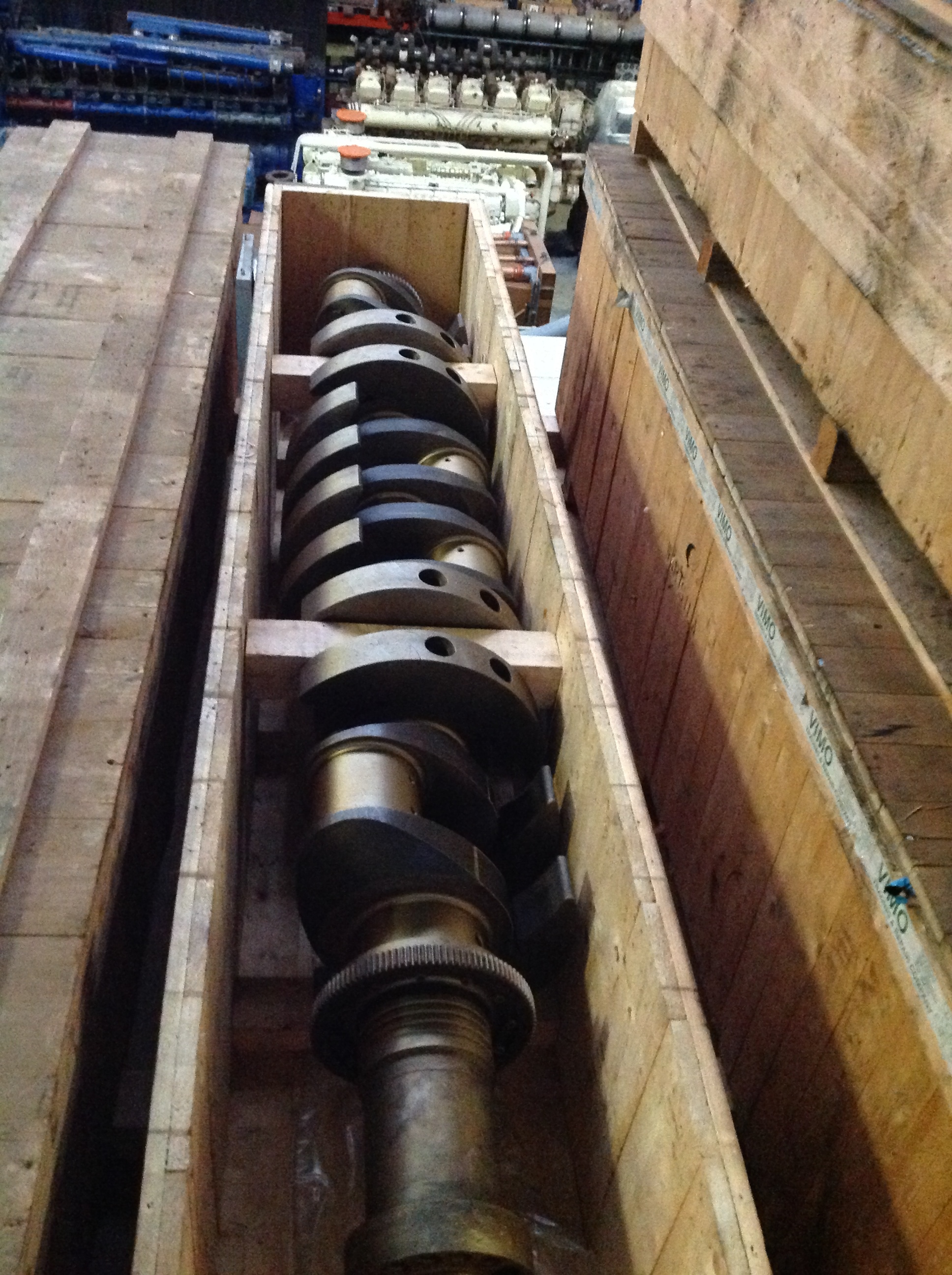 Used CRANKSHAFT DEUTZ SBV12M628