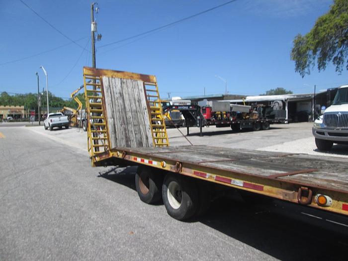 Used 1997 Crosley 12 Ton Trailer