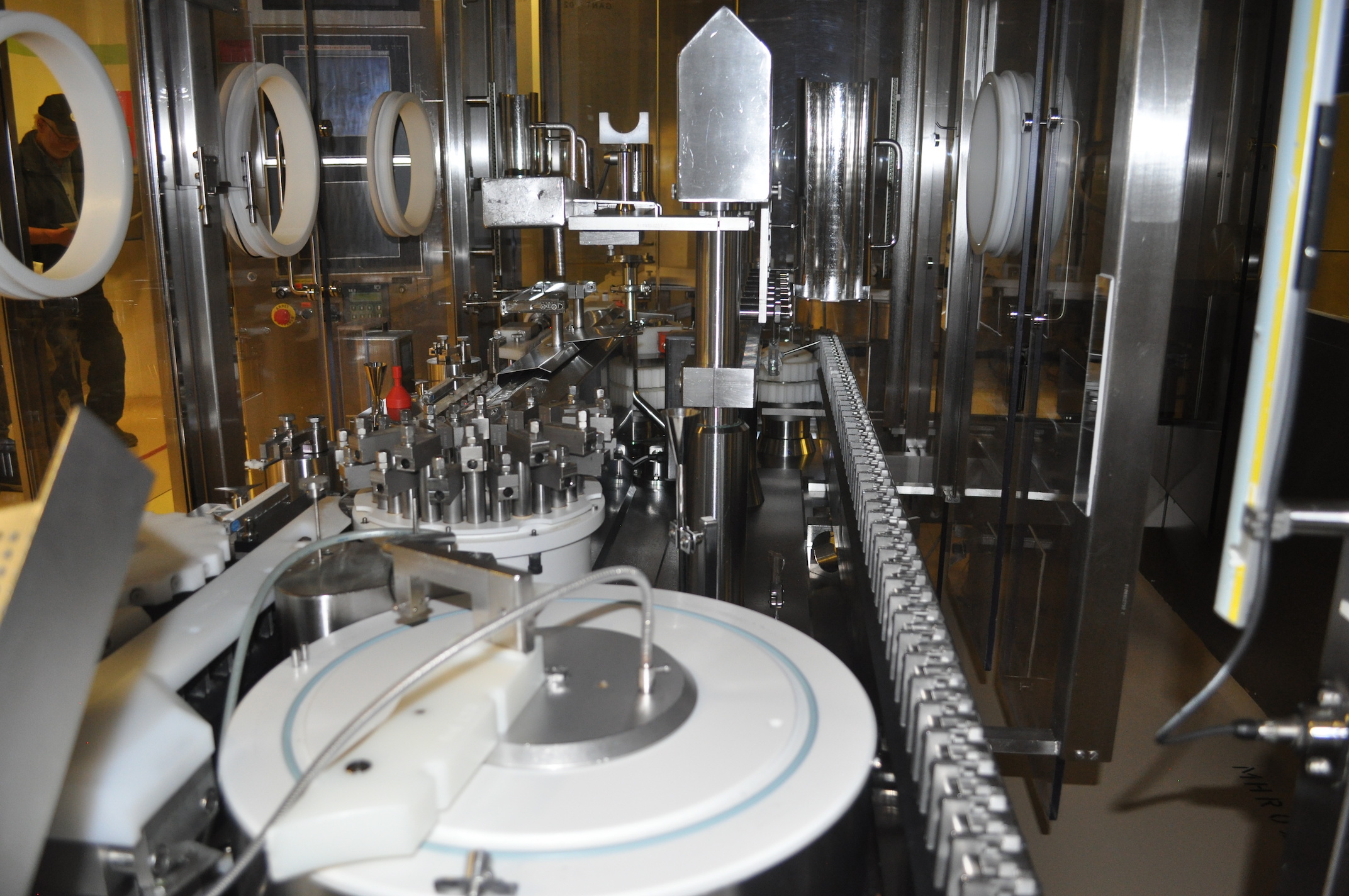 Used Coplit Filing Line Used Sold BOSCH – Complete Filling Line for Vials – RRU3084 + HQL5221 ...