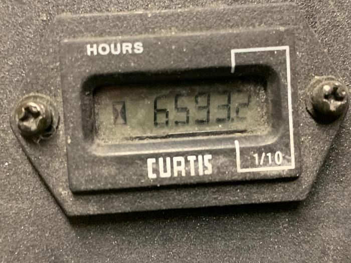 Used FANUC ARCMATE 120iC/10L 6 AXIS CNC MIG WELDING ROBOT WITH R30iA CONTROLLER