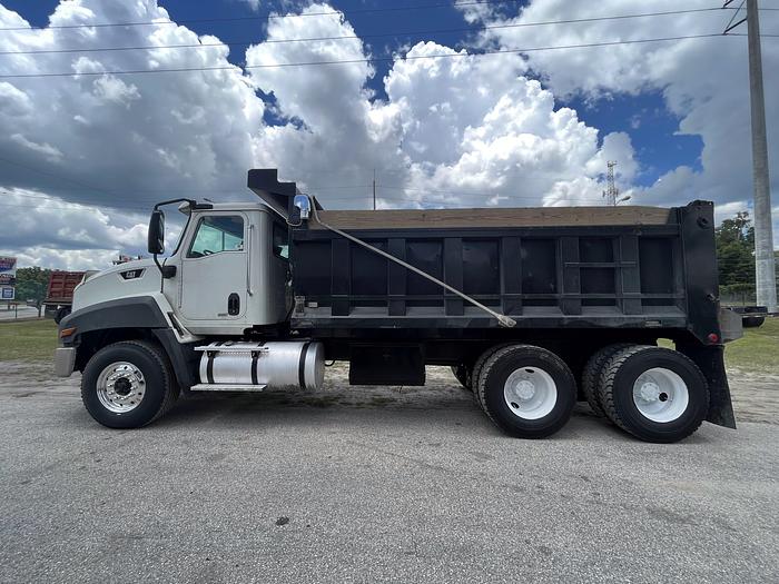 Used 2014 CAT CT660S Tandem-Axle Dump Truck