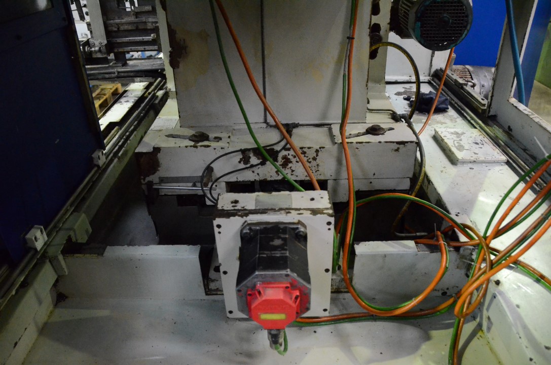 Usado 2008 ESTARTA 318 MV CNC Rectificadoras sin centros #4388