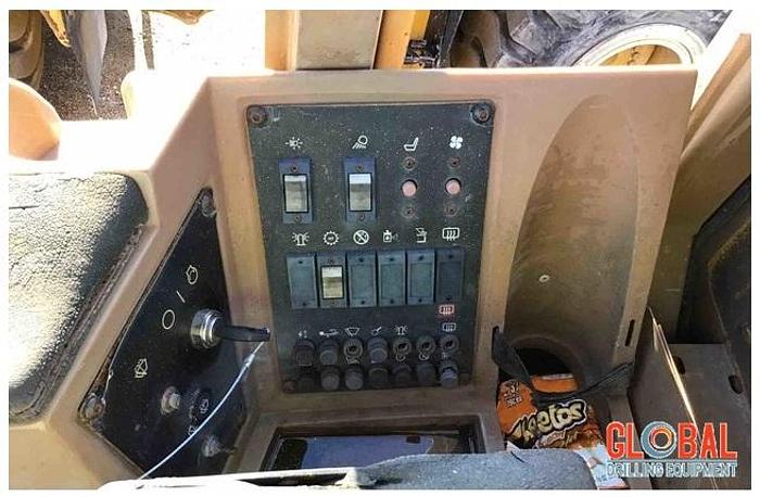 Used Item 0957 : 1995 Caterpillar 950F Series II Wheel loader