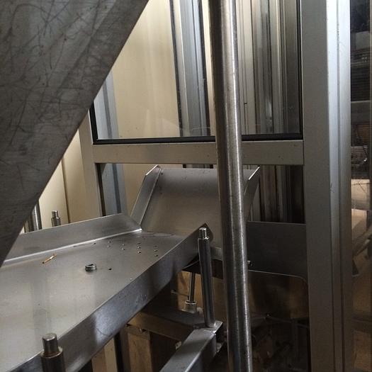 Used INIL Cap Feeder Bottling and Bevereage