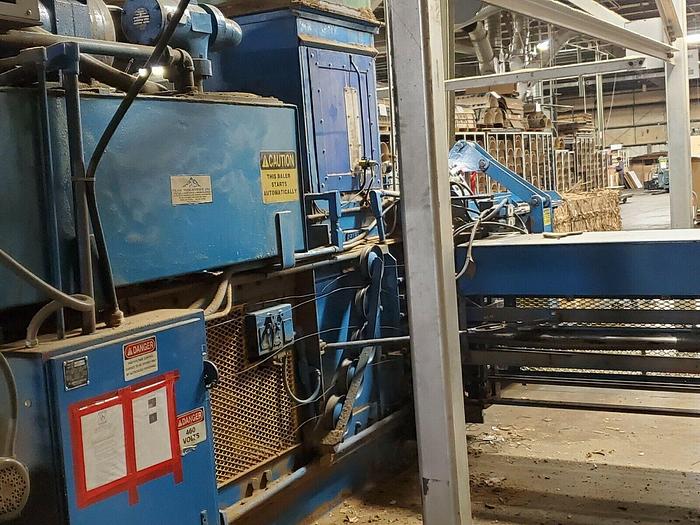 Used AMERICAN HORIZONTAL AUTO-TIE BALER MODEL 12847 60 HP