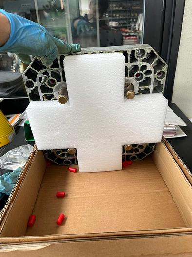 Usato CENTRO DI LAVORO VERTICALE