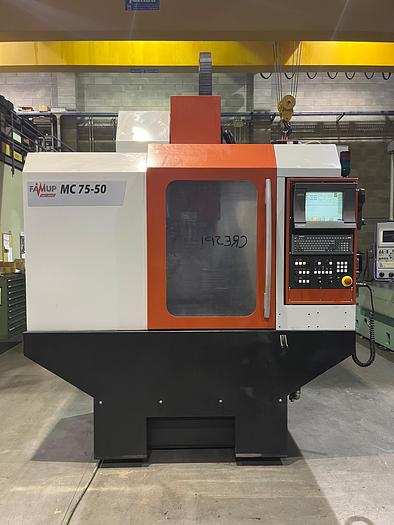 Usato CENTRO DI LAVORO VERTICALE