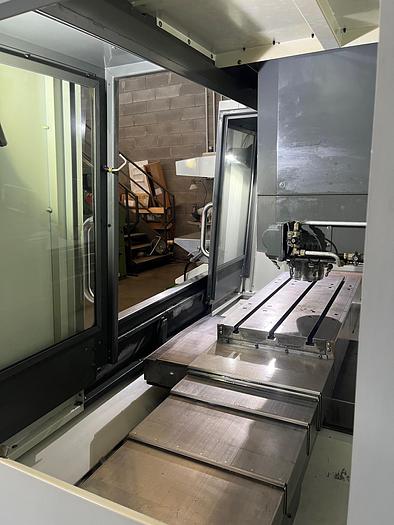 Usato CENTRO DI LAVORO VERTICALE