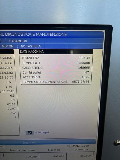 Usato CENTRO DI LAVORO VERTICALE