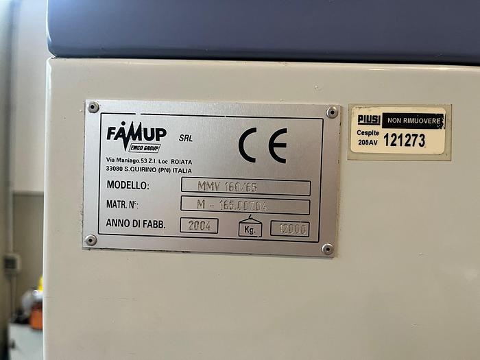 Usato CENTRO DI LAVORO VERTICALE