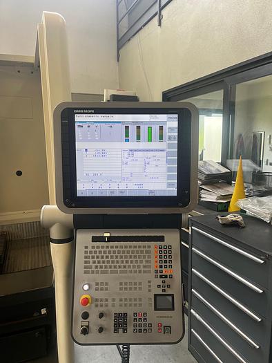 Usato CENTRO DI LAVORO VERTICALE