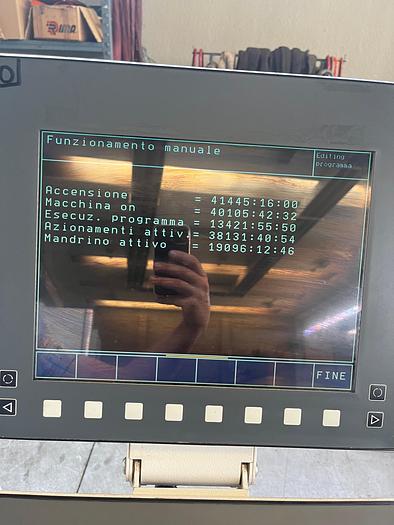 Usato CENTRO DI LAVORO VERTICALE