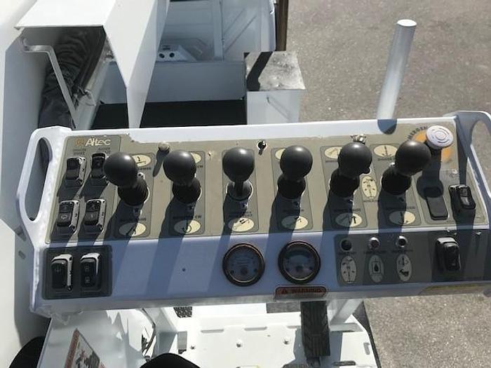 Used 2011 International 7300 4x4 DM47-TR Digger Derrick - C74251