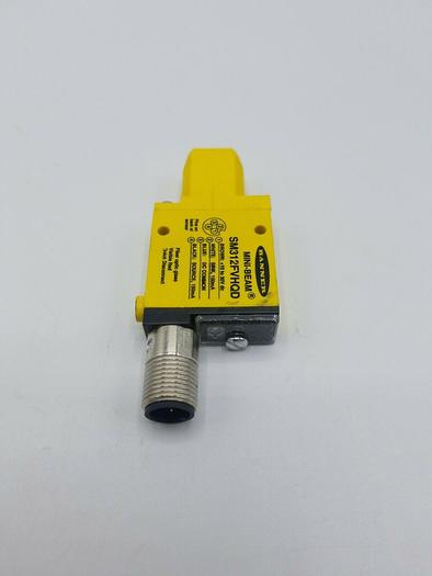 Used Banner SM312FVHQD Mini-Beam Photoelectric Sensor