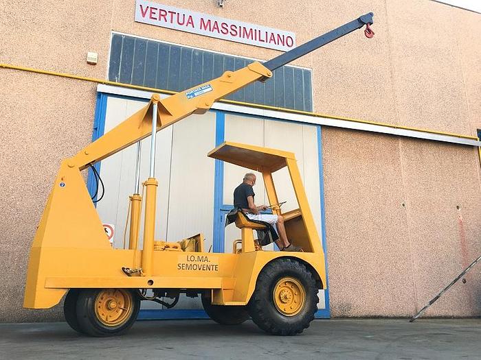 Used SELF PROPELLED CRANE CAPACITY KG. 5,000