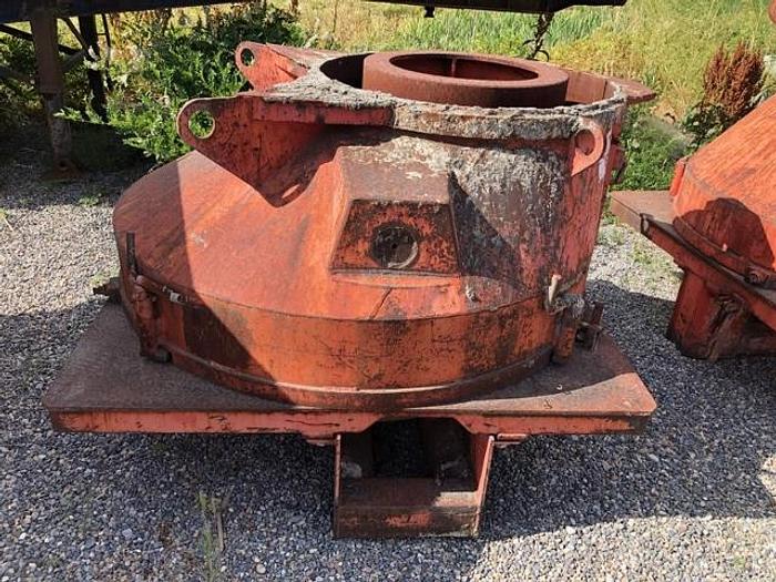 Used 48″ New Hampton Precast Manhole Forms