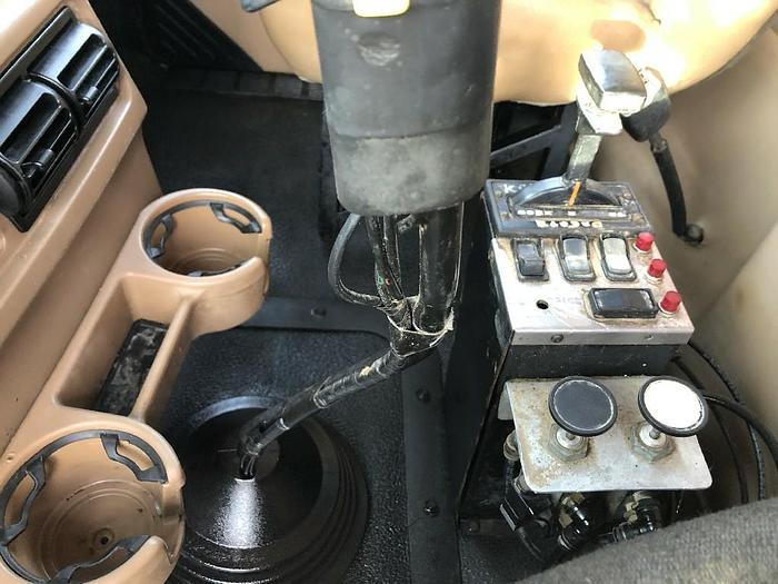 Used 2006 Mack CV713
