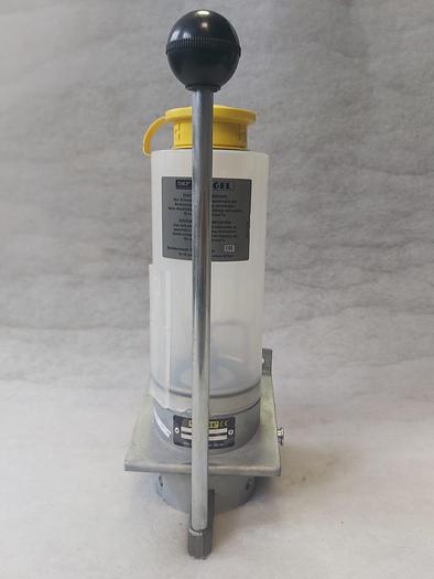 Zentralschmierpumpe, Handkolbenpumpe, POE-15-1.0, Vogel,  neuwertig