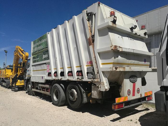 Usato Autocarro 2004 IVECO Magirus modello 240E26 - a metano (Disponibili n.2 )