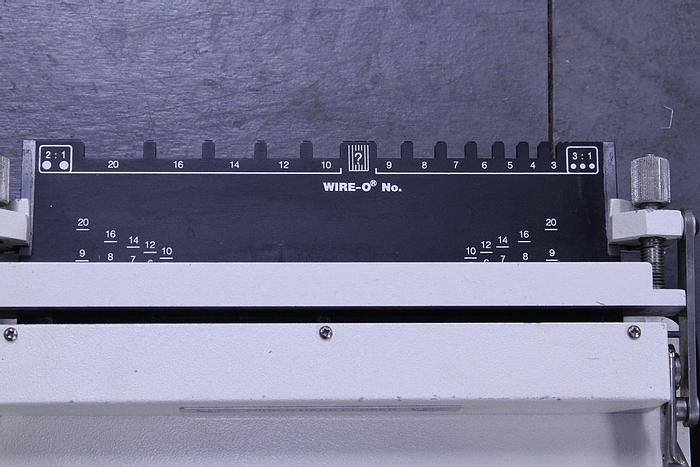 Used James Burn Wire-o Hand Closer