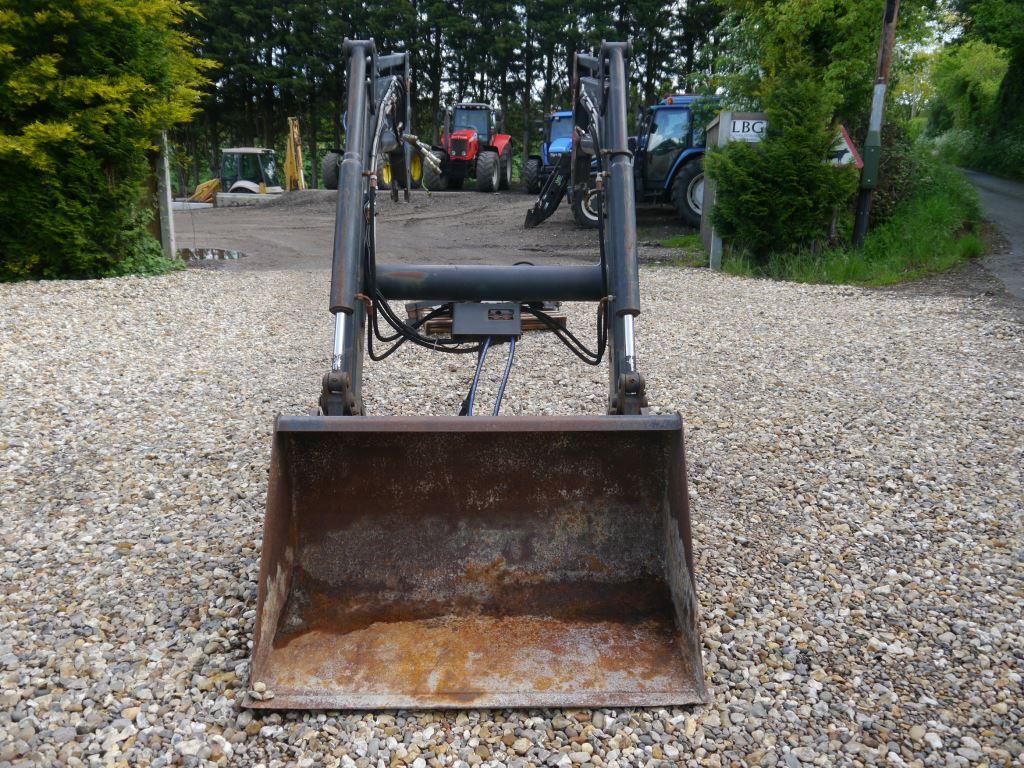 Used Trima 480 Professional Loader