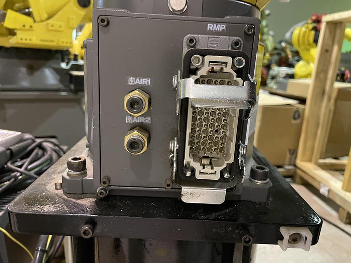 Used 2017 FANUC FANUC LR MATE 200ID 6 AXIS ROBOT WITH 30iB MATE