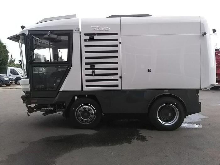 Gebruikt 2010 Ravo 580 STH