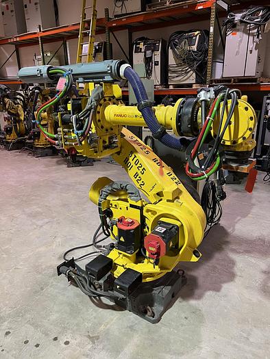 Used LOW HOUR 2013 FANUC R2000iB/250F, CLEANED AND TESTED