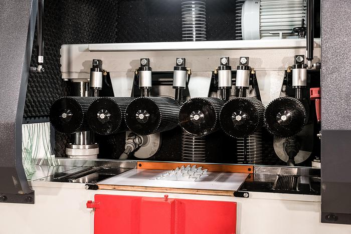 Northtech NT-GRS-300RF ROLL FEED GANG RIP SAW