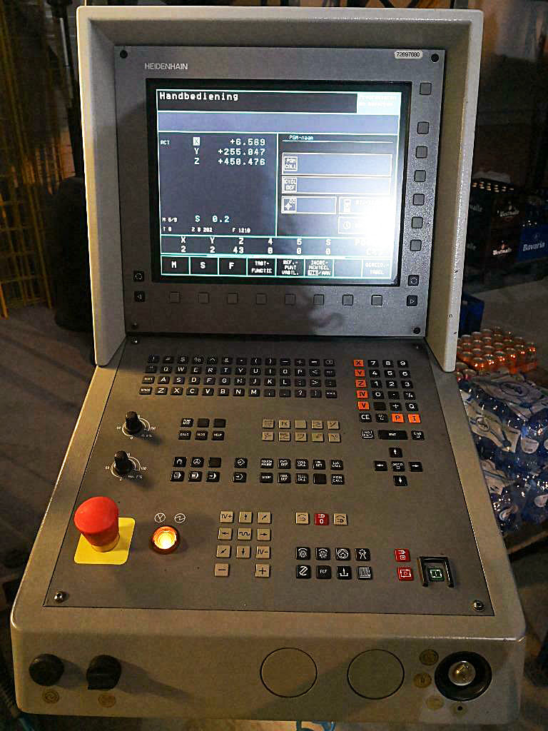 Used  DECKEL MAHO DMU 60E