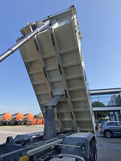 Usato 2016 IVECO TRAKKER 450 E6