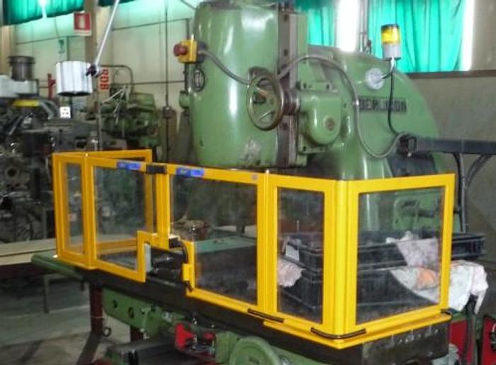 Repar2 2TA3CM Milling Machine Table Safety Guard