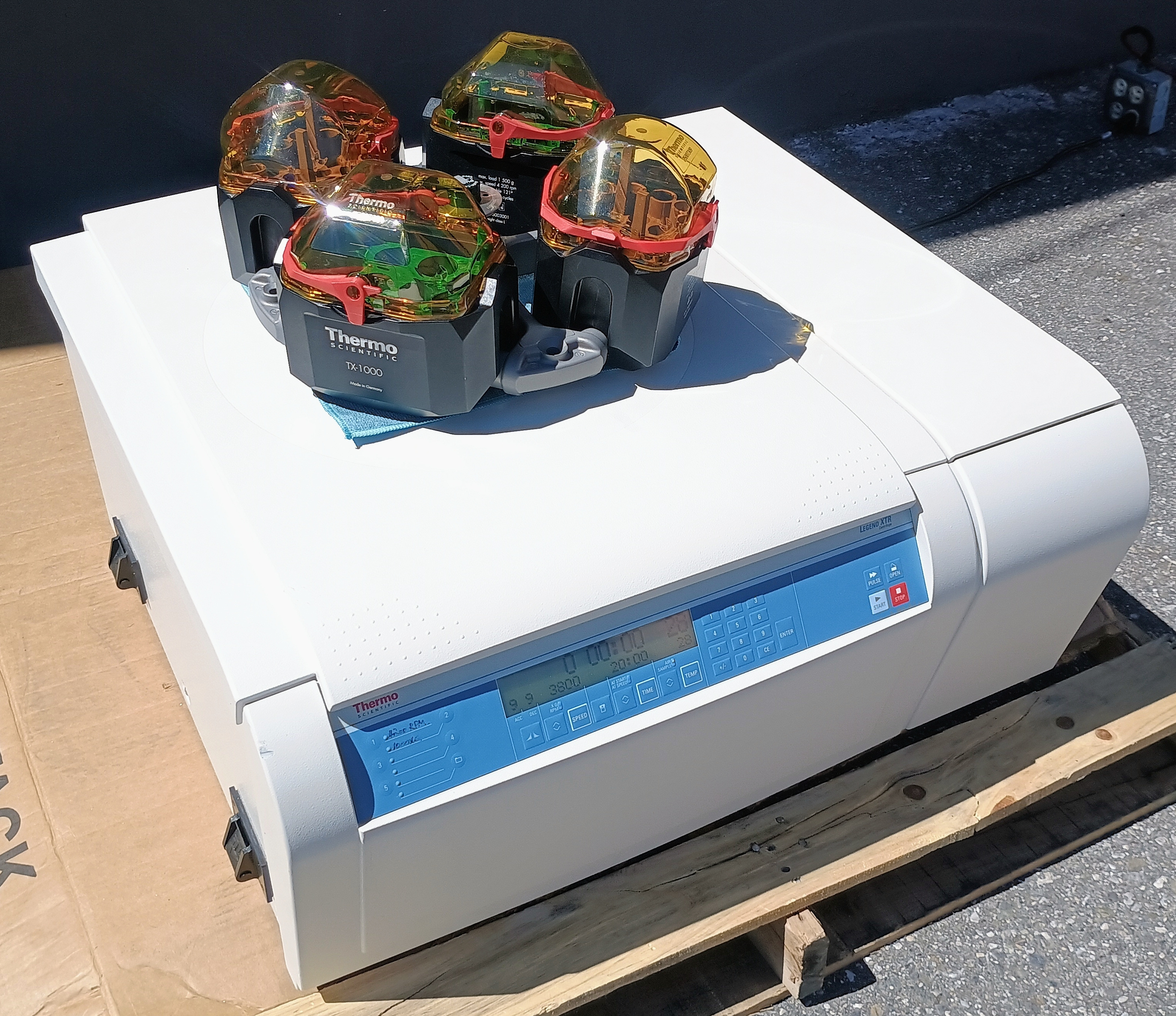 Refurbished Thermo Sorvall Legend XTR Refrigerated Benchtop Centrifuge