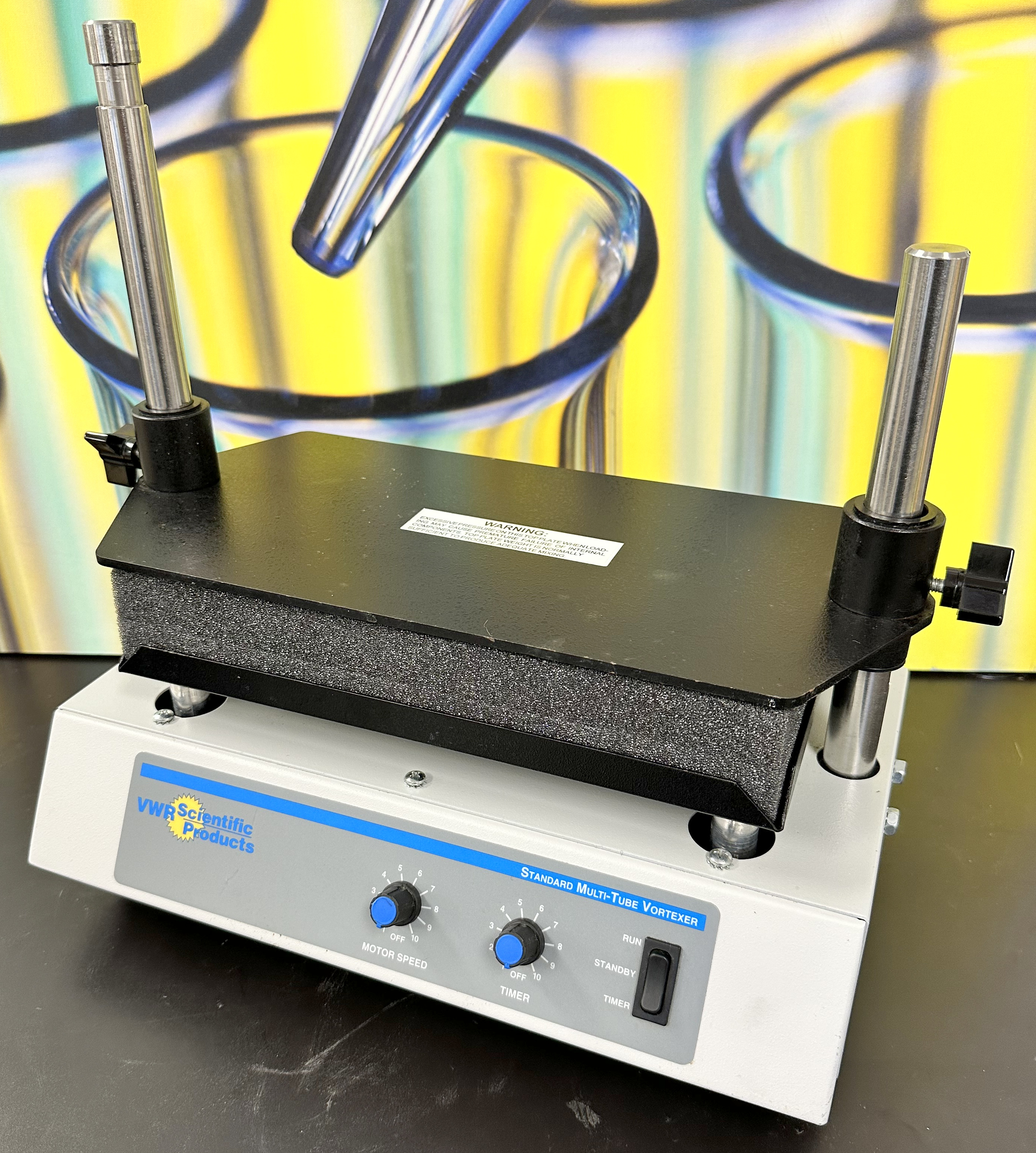 Used VWR 945057 Multi-Tube Vortexer