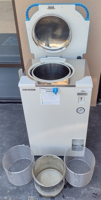 Refurbished Hirayama HICLAVE HV-50 Autoclave / Steam Sterilizer