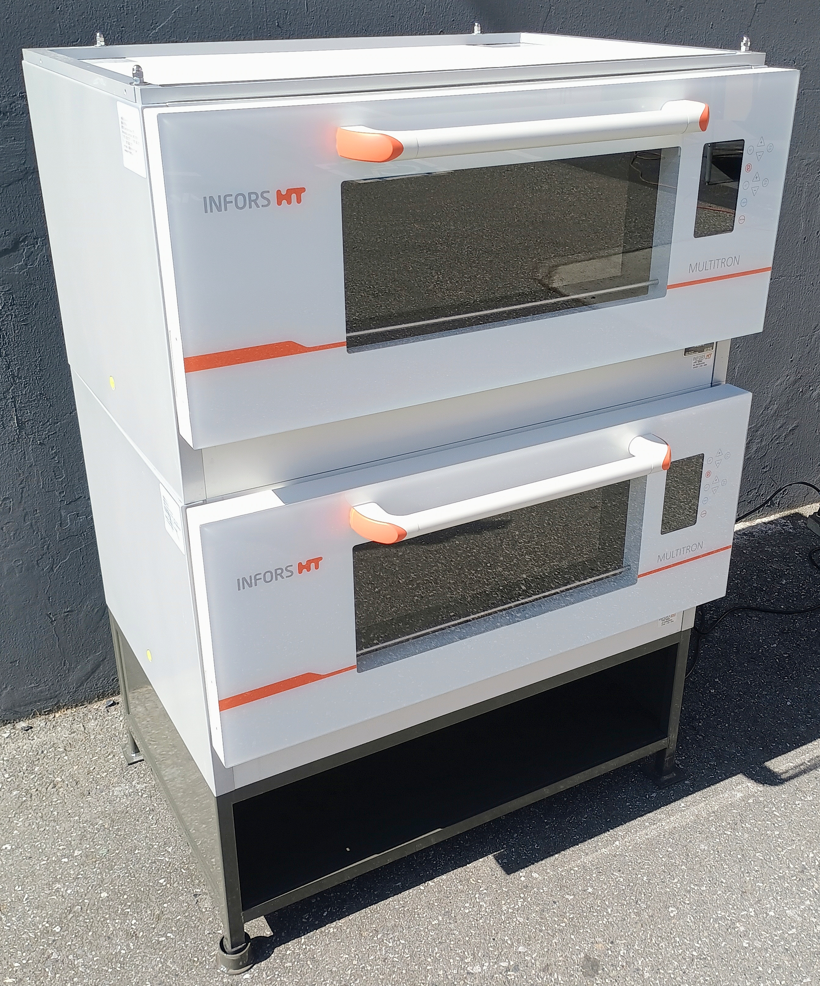 Refurbished Infors HT Multitron MUT4 Incubator Shaker Double Stack with CO2/Humidity