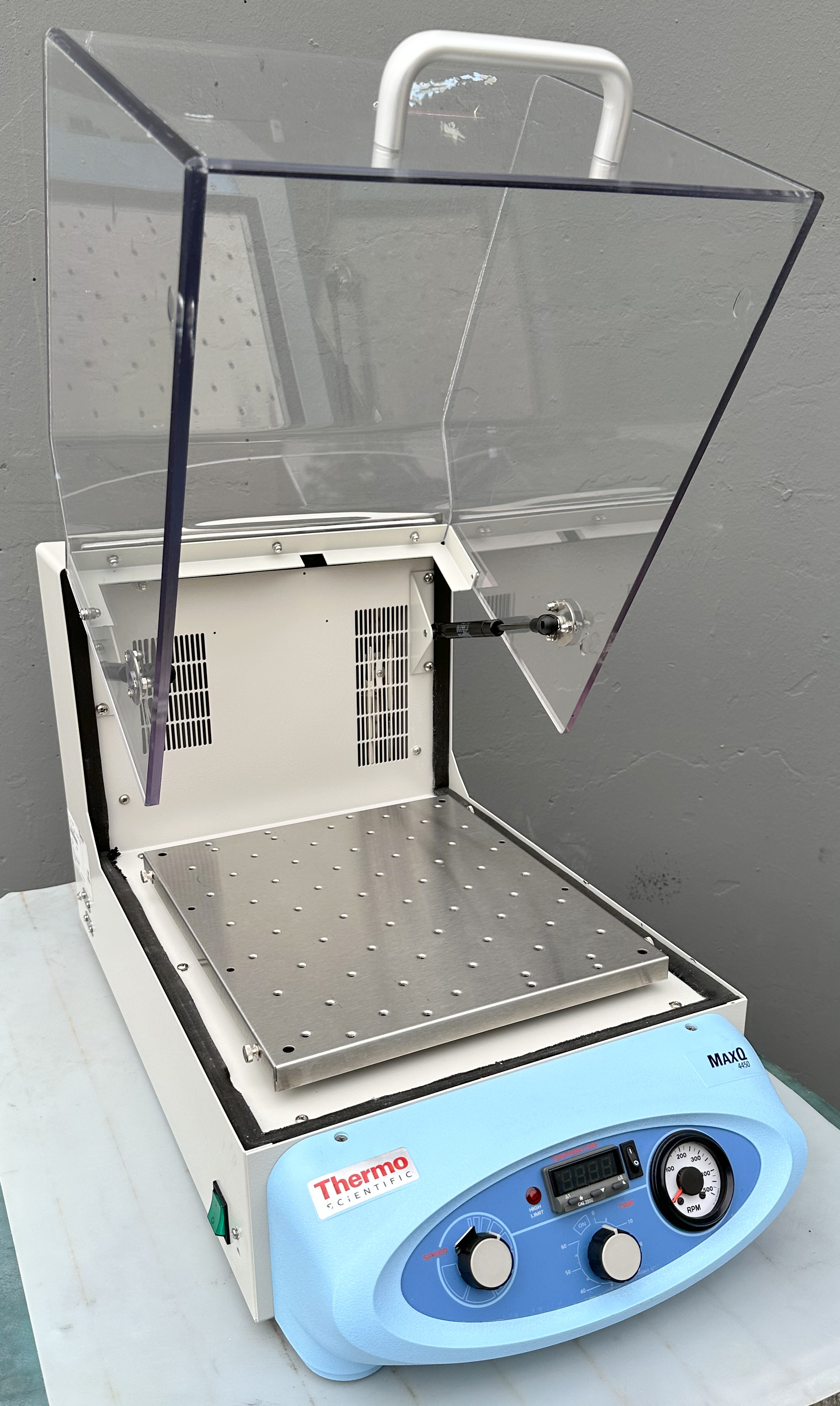 Refurbished Thermo MaxQ 4450 Incubator Shaker