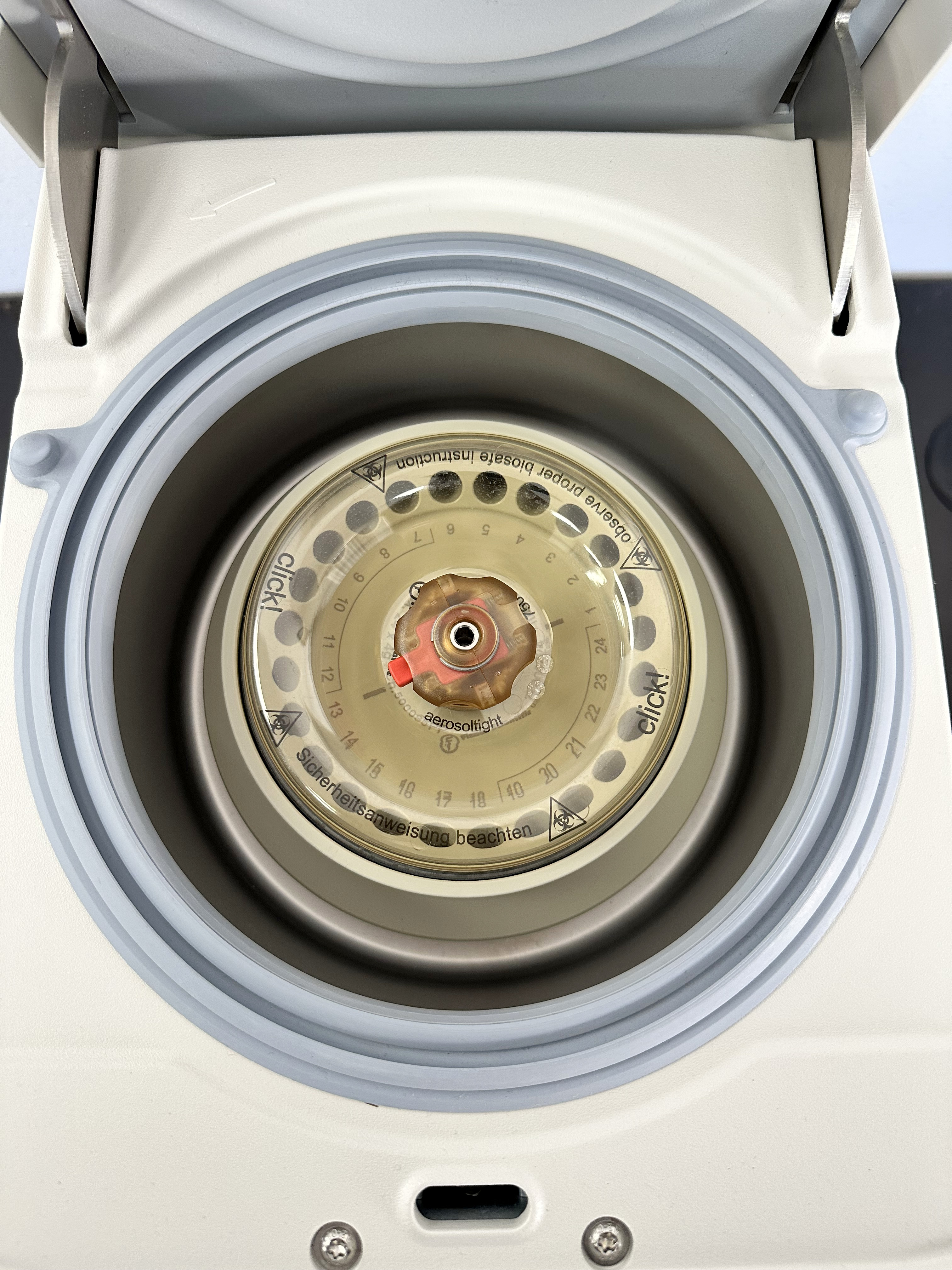 Refurbished Fisher Accuspin Micro 17R Refrigerated Benchtop Microcentrifuge