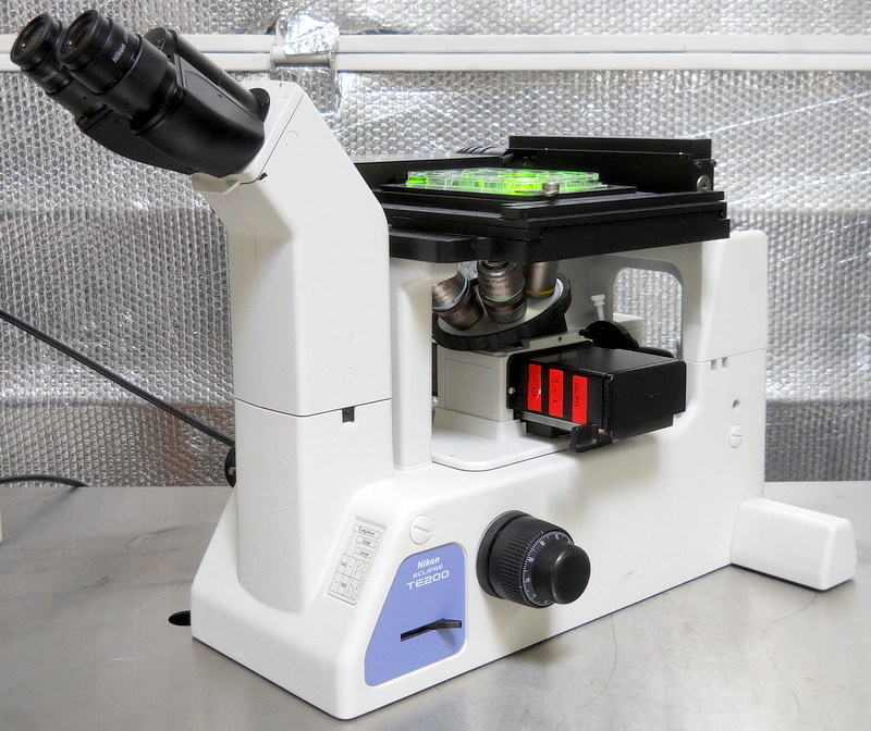 Refurbished Nikon Eclipse TE200 Inverted Fluorescence Research Microscope