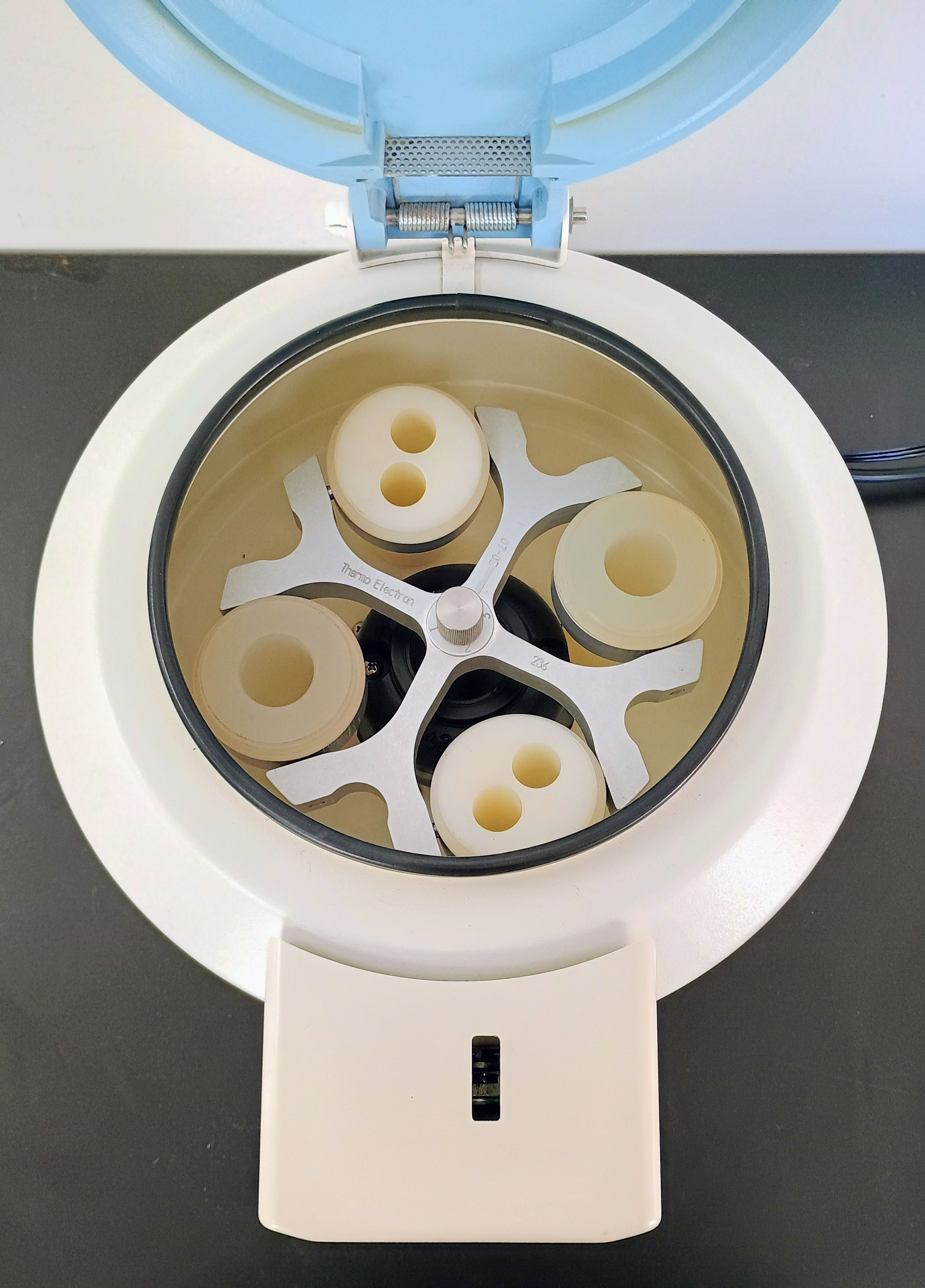 Used Centra CL2 Benchtop Centrifuge